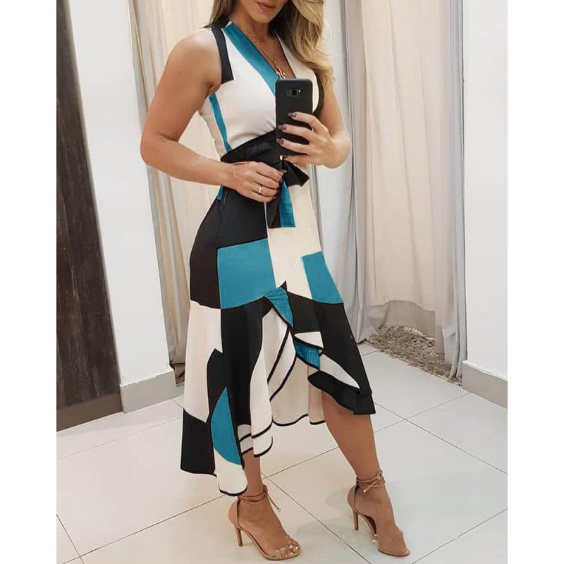 Ladies' maxi dress with asymmetric cut and graphic design Ivyshape