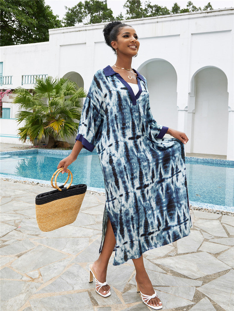 Ladies Maxi Beach Kaftan with deep slit processing and modern batik design Ivyshape