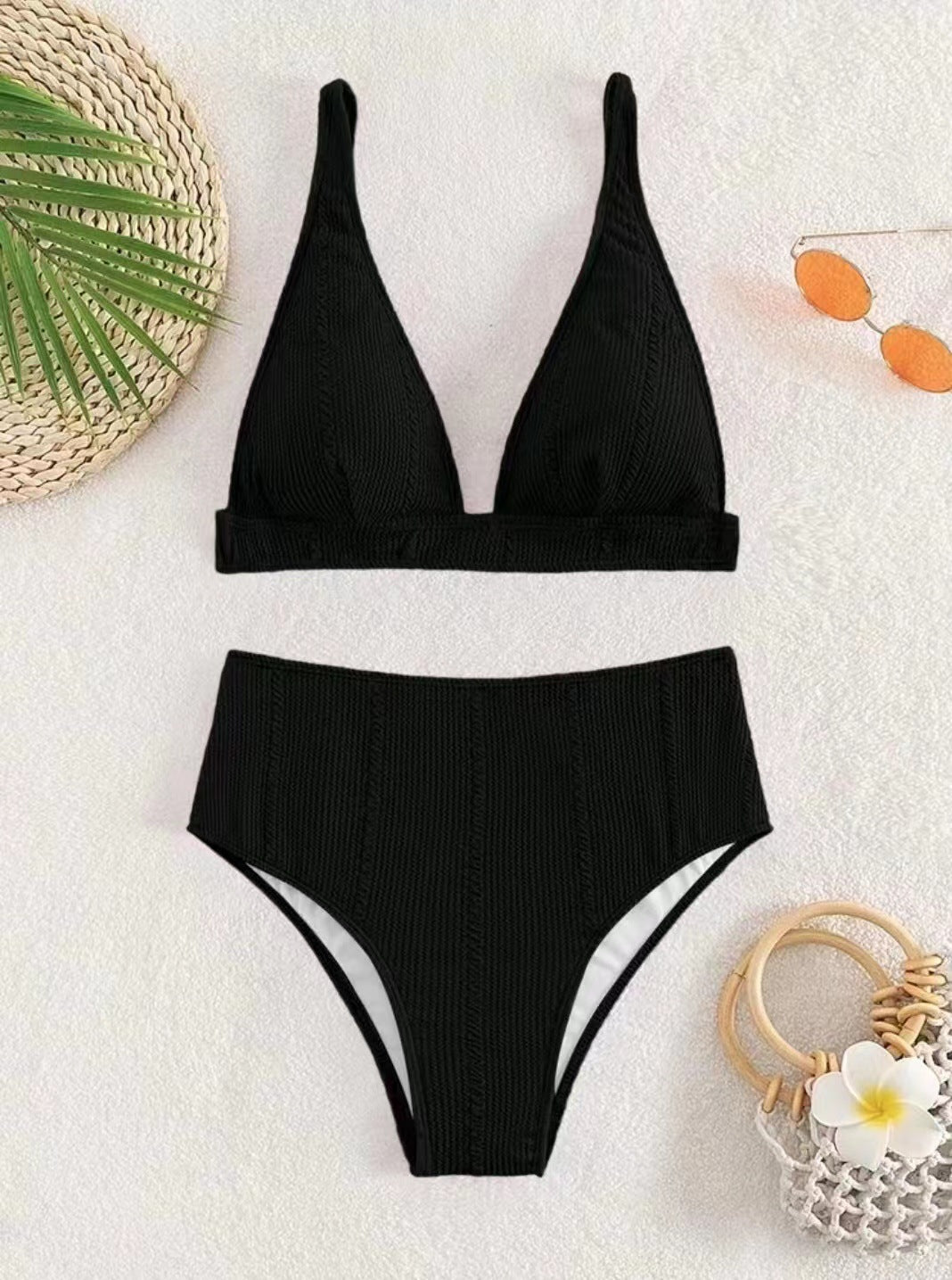 Women's triangle bikini with high-cut briefs and textured design Ivyshape