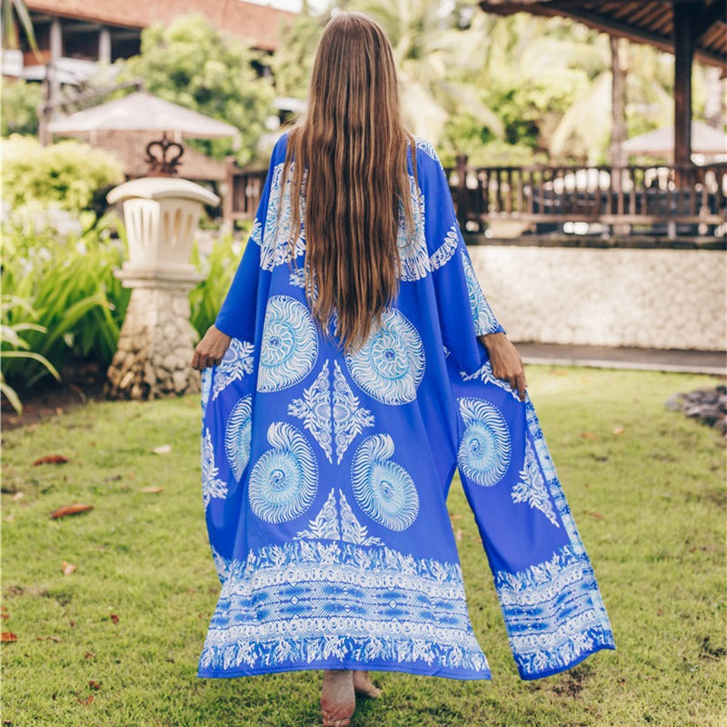 Women's beach robe with luxurious pattern details and deep slit Ivyshape