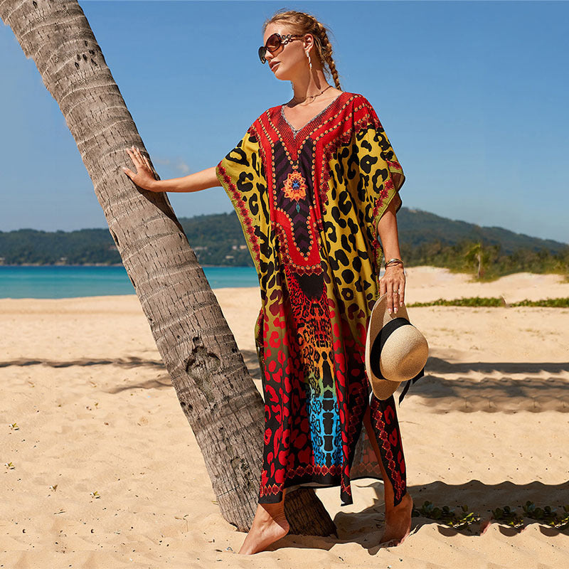 Women Beach Kaftan with extravagant pattern details Ivyshape