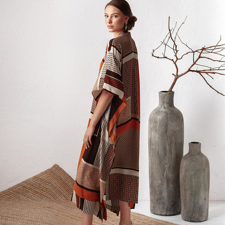 Women's kaftan with a modern color play and stylish cut Ivyshape