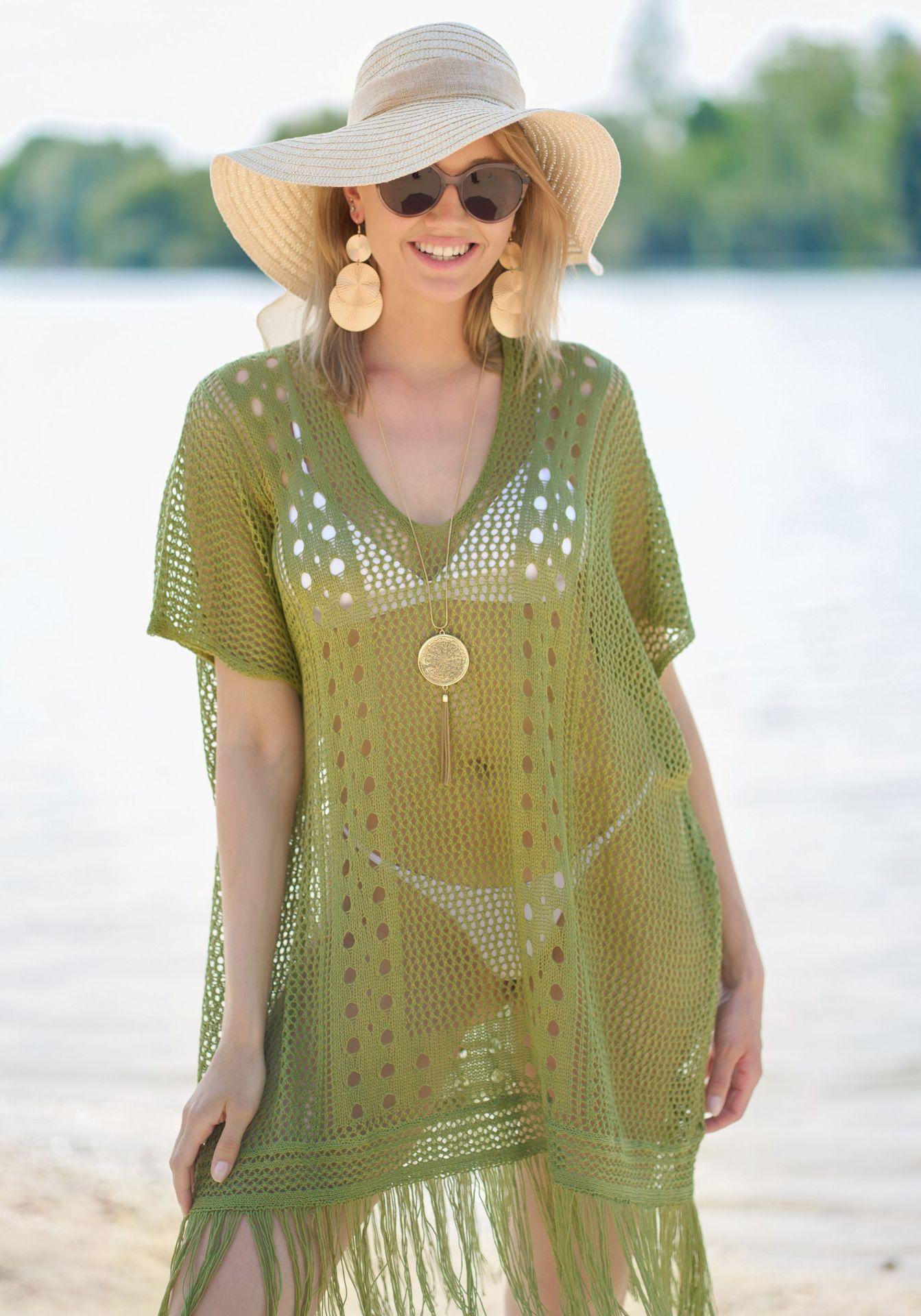 Women's beach tunic in bohemian style with fringes Ivyshape