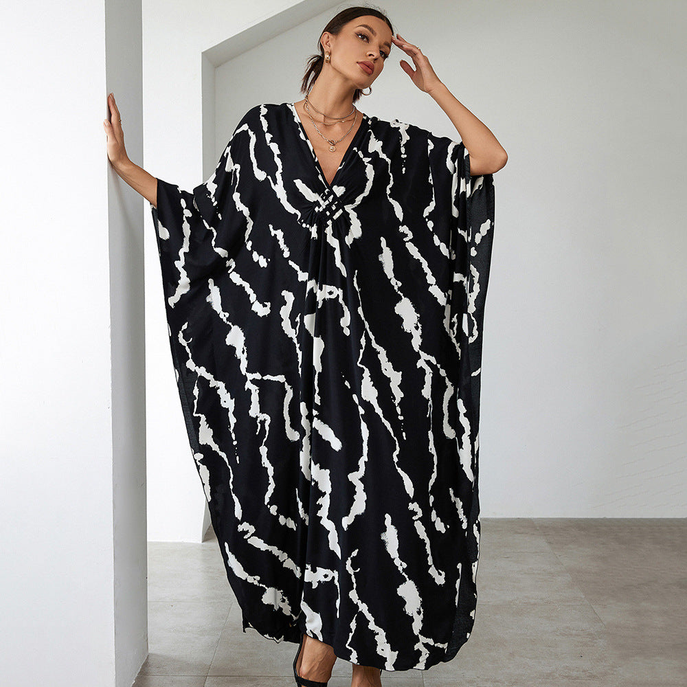 Ladies beach kaftan with elegant V-neck and colorful pattern Ivyshape