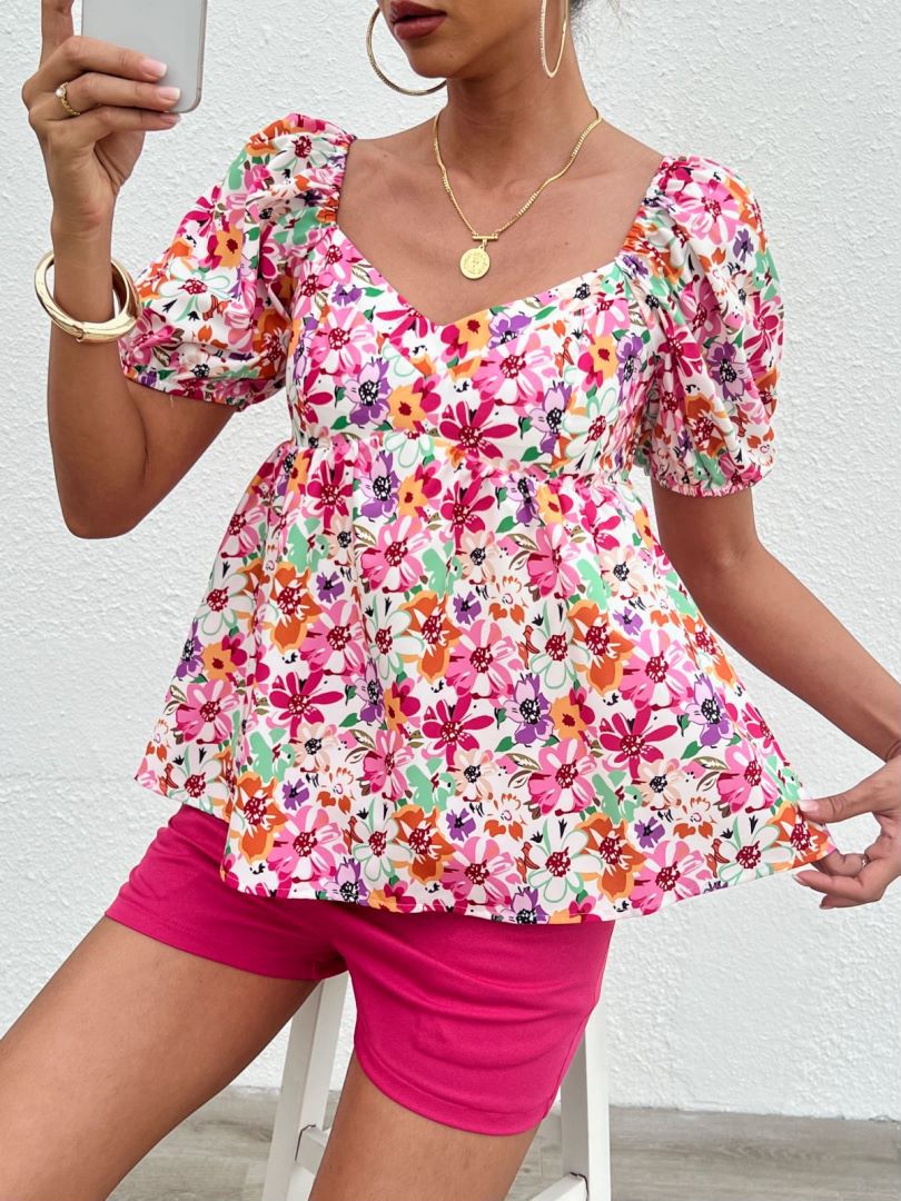 Women’s blouse top with puff sleeves and floral pattern Ivyshape