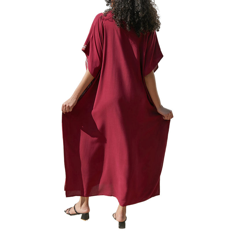 Women Elegant Tunic with noble embroidery and side slits Ivyshape