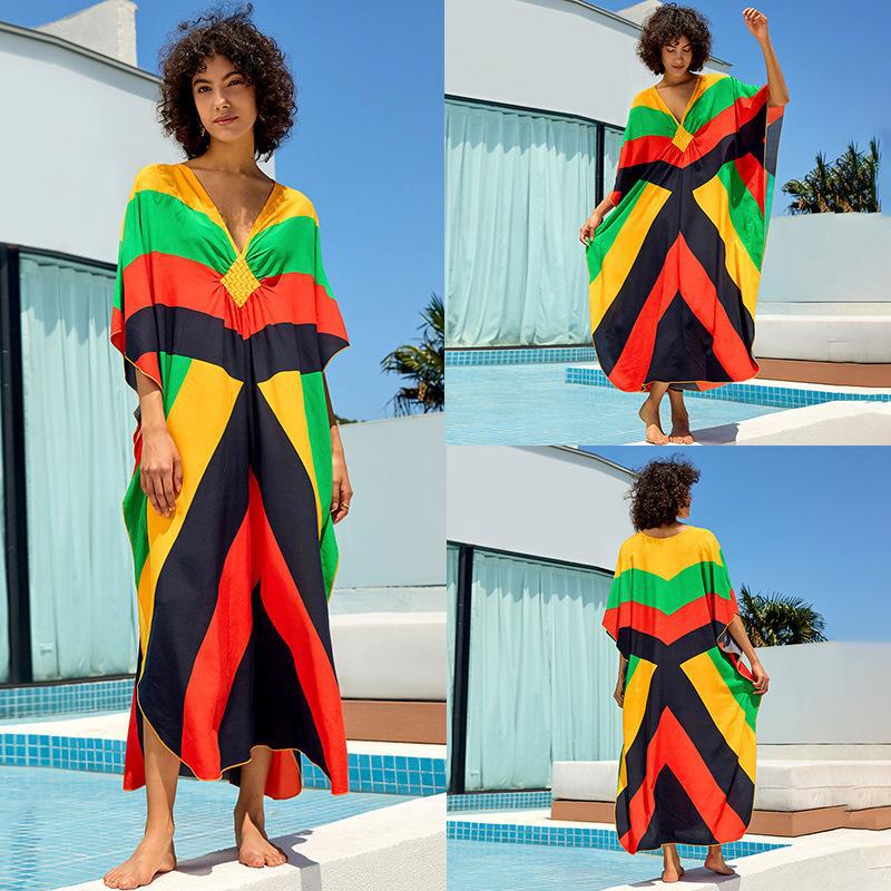 Women's beach kaftan with striking geometric design Ivyshape