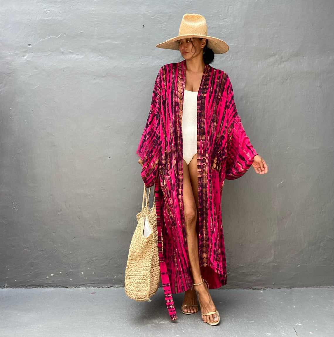 Women's elegant kaftan with playful batik pattern Ivyshape