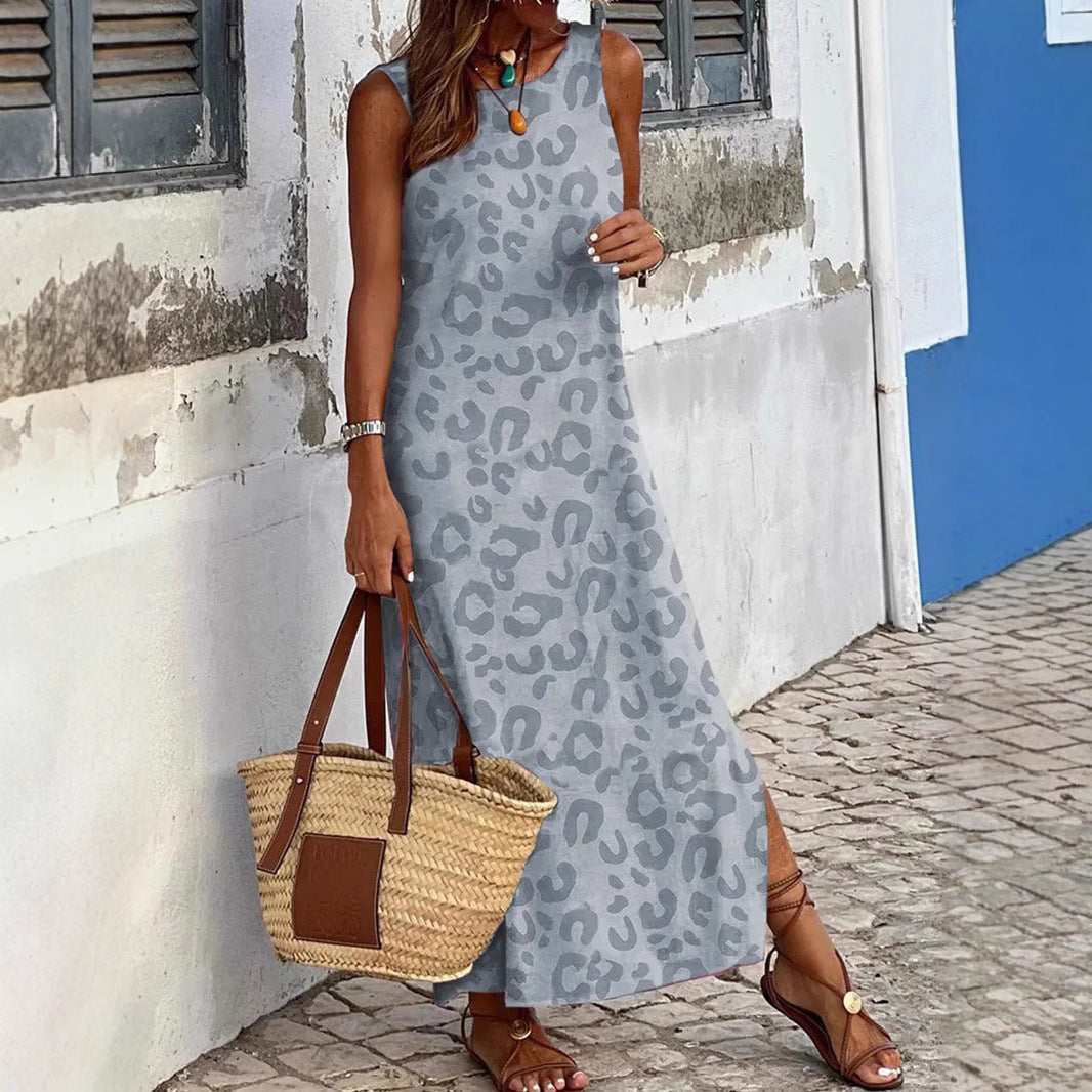 Ladies Maxi Dress with trendy leopard pattern and casual cut Ivyshape