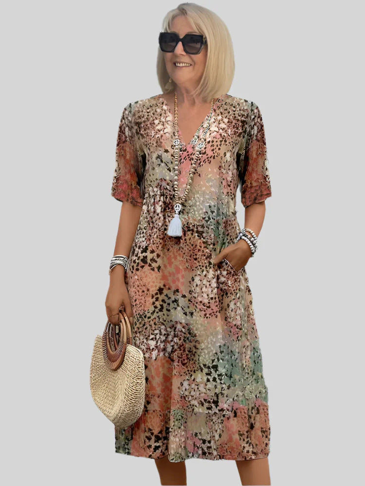 Women's casual dress with V-neck and integrated pockets Ivyshape