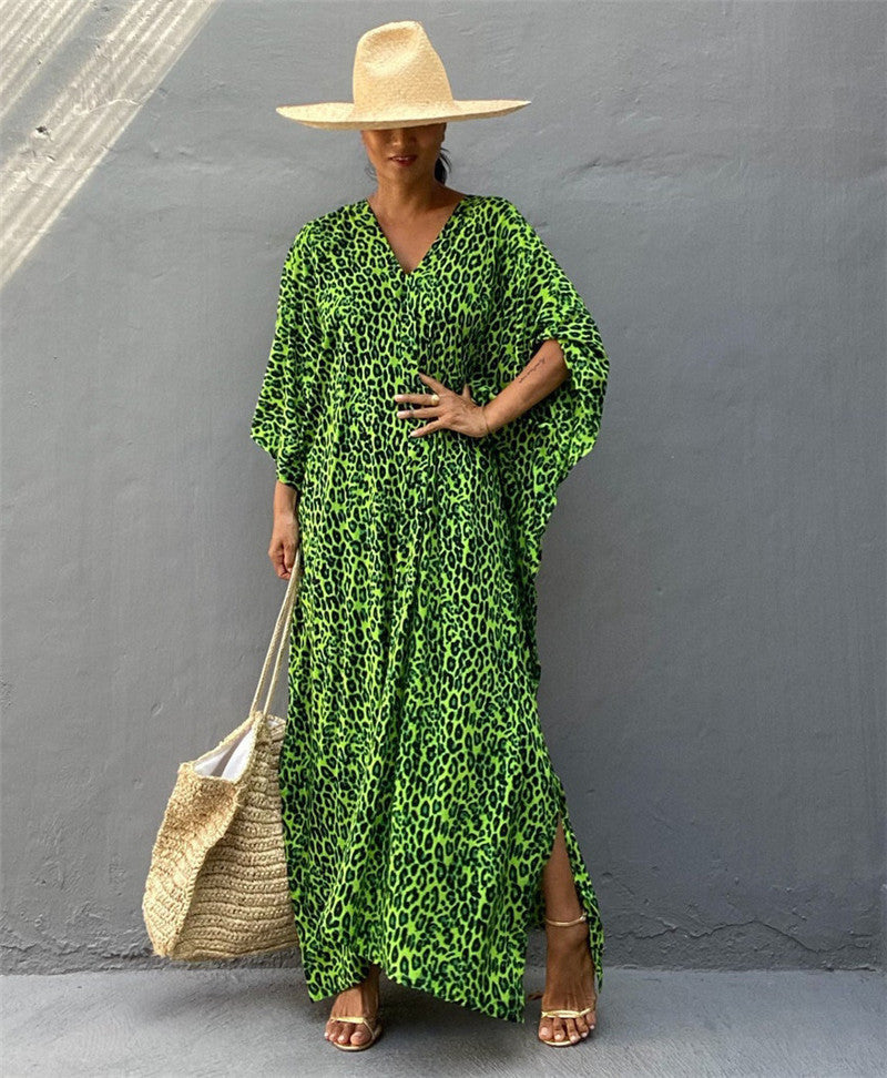 Ladies fashionable kaftan with animal motif and flexible tie band Ivyshape