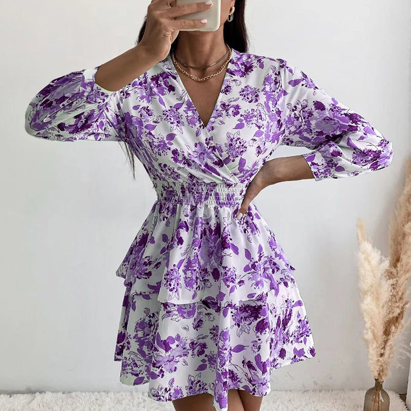 Women's wrap dress with floral pattern and ruffle details Ivyshape