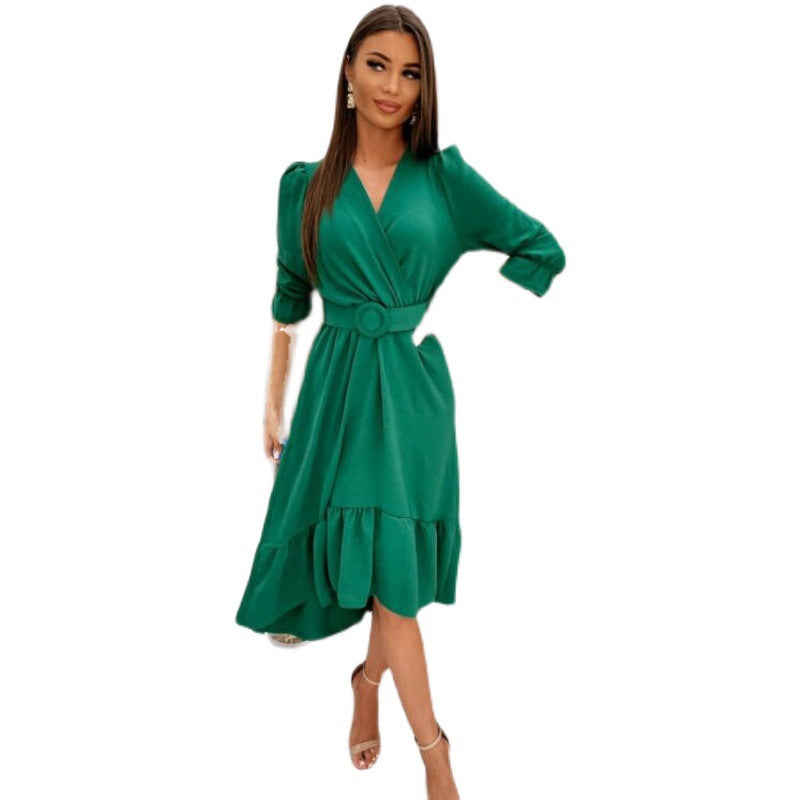 Women's wrap dress with voluminous hem and detachable waist marking Ivyshape