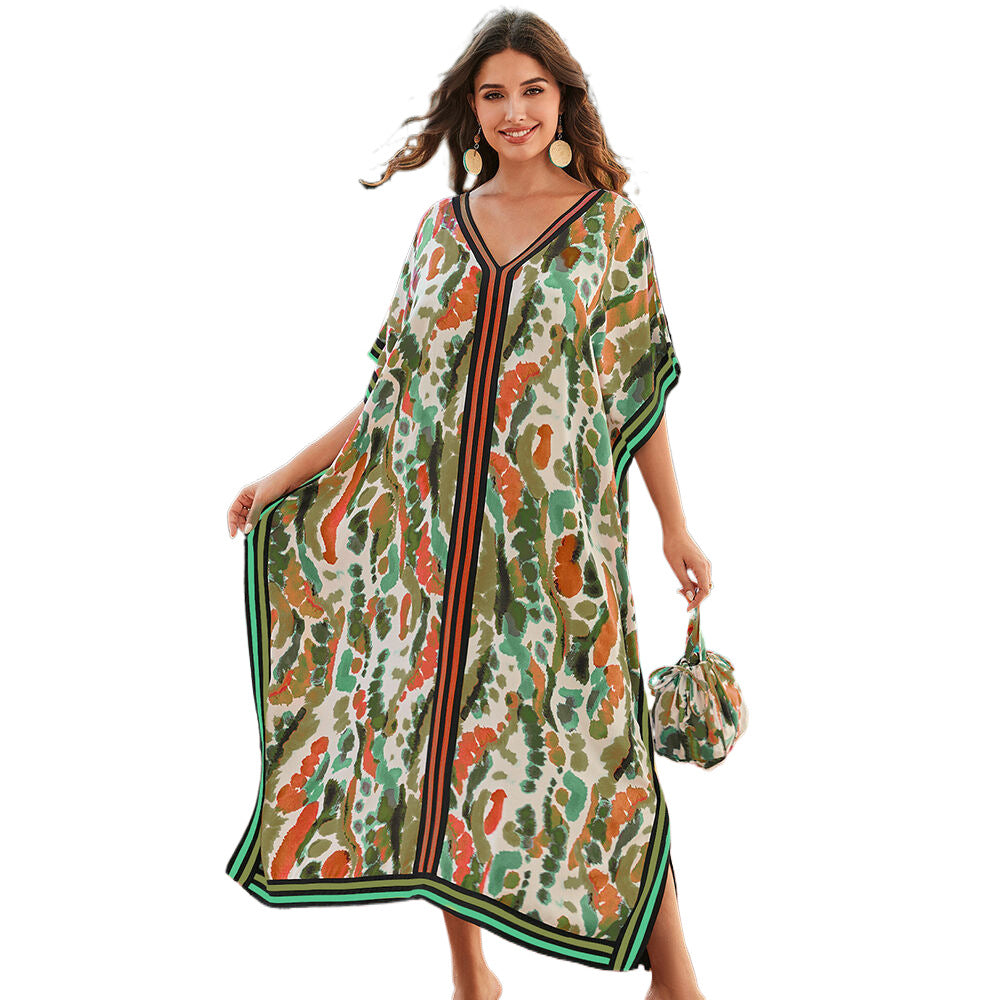 Women's beach tunic with colorful graphic print and casual cut Ivyshape