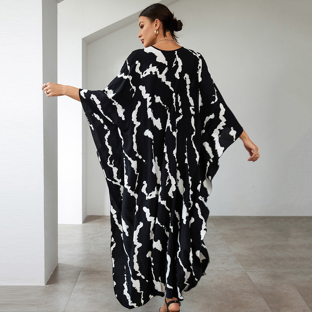 Ladies beach kaftan with elegant V-neck and colorful pattern Ivyshape
