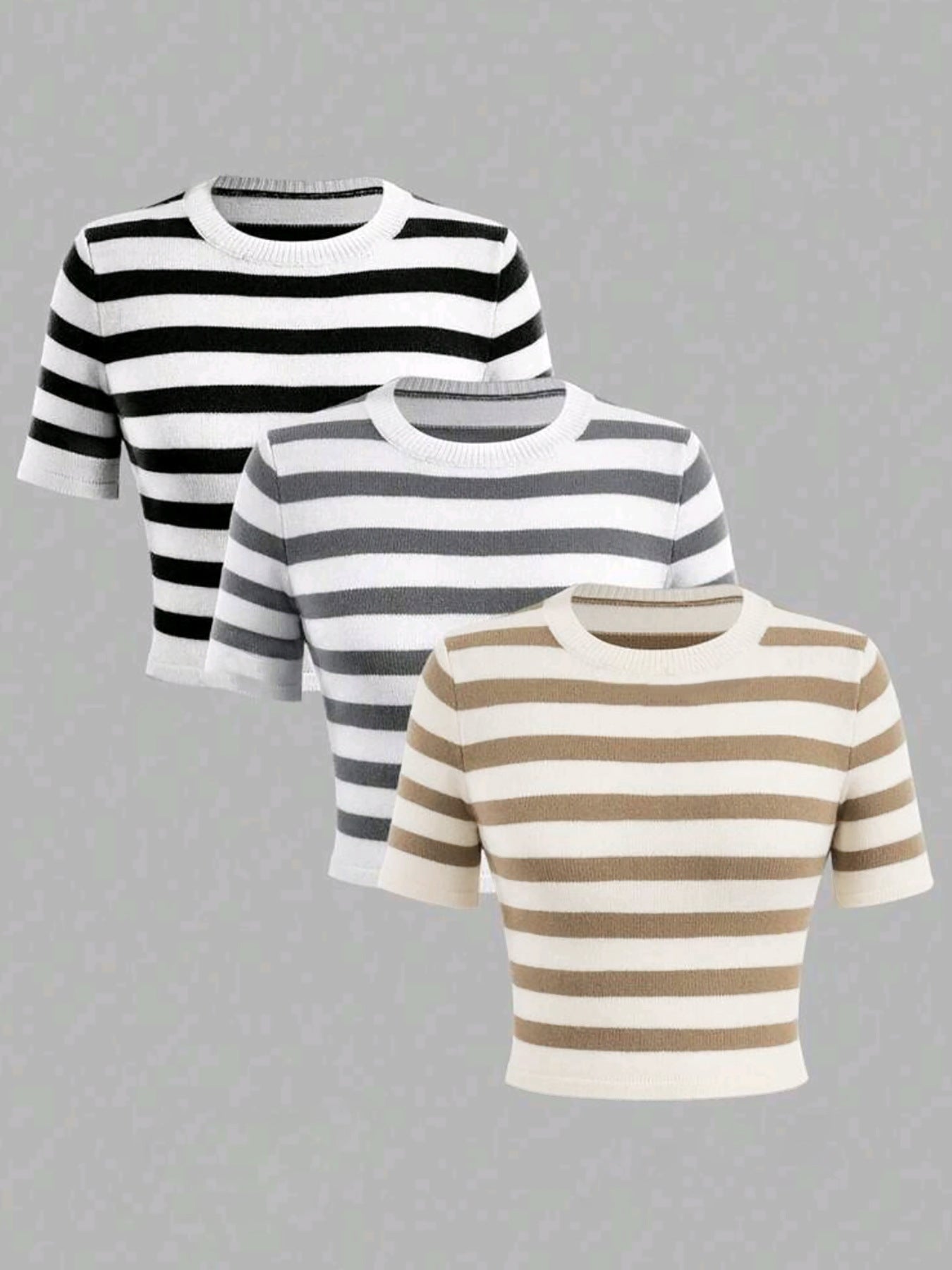 Women's short-sleeved striped shirt made of fine knit Ivyshape