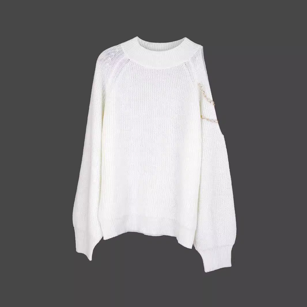 Women's trendy sweater with shoulder details and chain accents Ivyshape