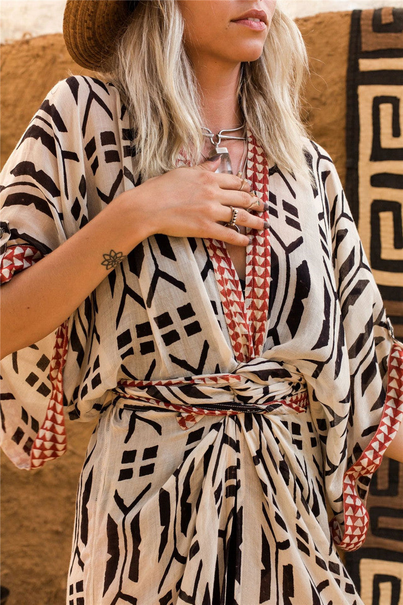 Ladies fashionable kaftan with artistic geometric pattern Ivyshape