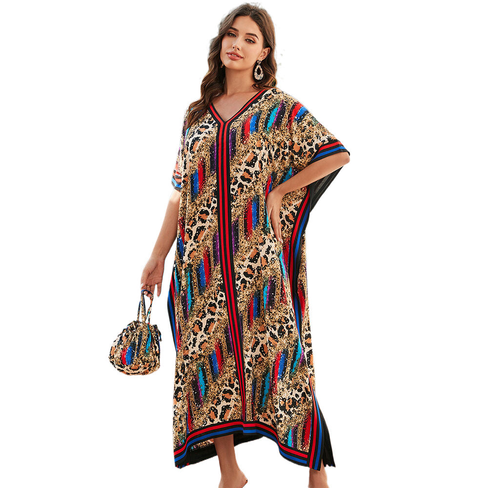 Women's beach tunic with colorful graphic print and casual cut Ivyshape