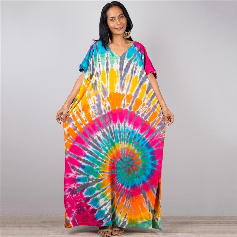 Women’s maxi dress in a colorful style with a V-neck and side slits Ivyshape