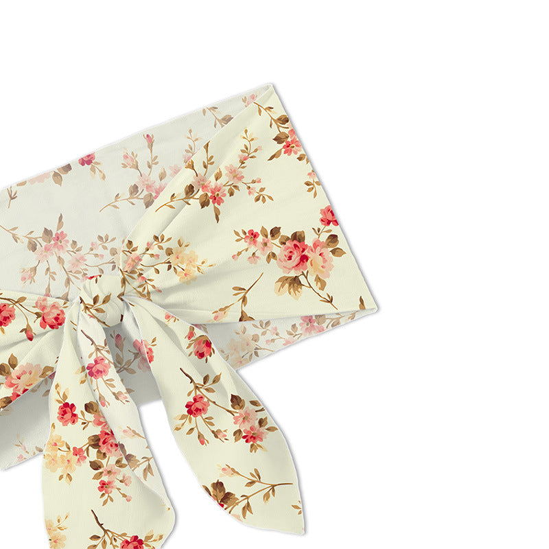 Ladies Bandeau Top and Shorts Set with Floral Design Ivyshape