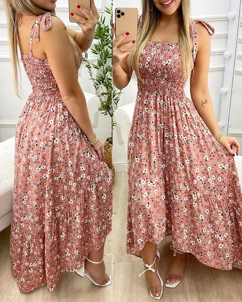 Women's maxi dress with narrow waist and adjustable straps Ivyshape