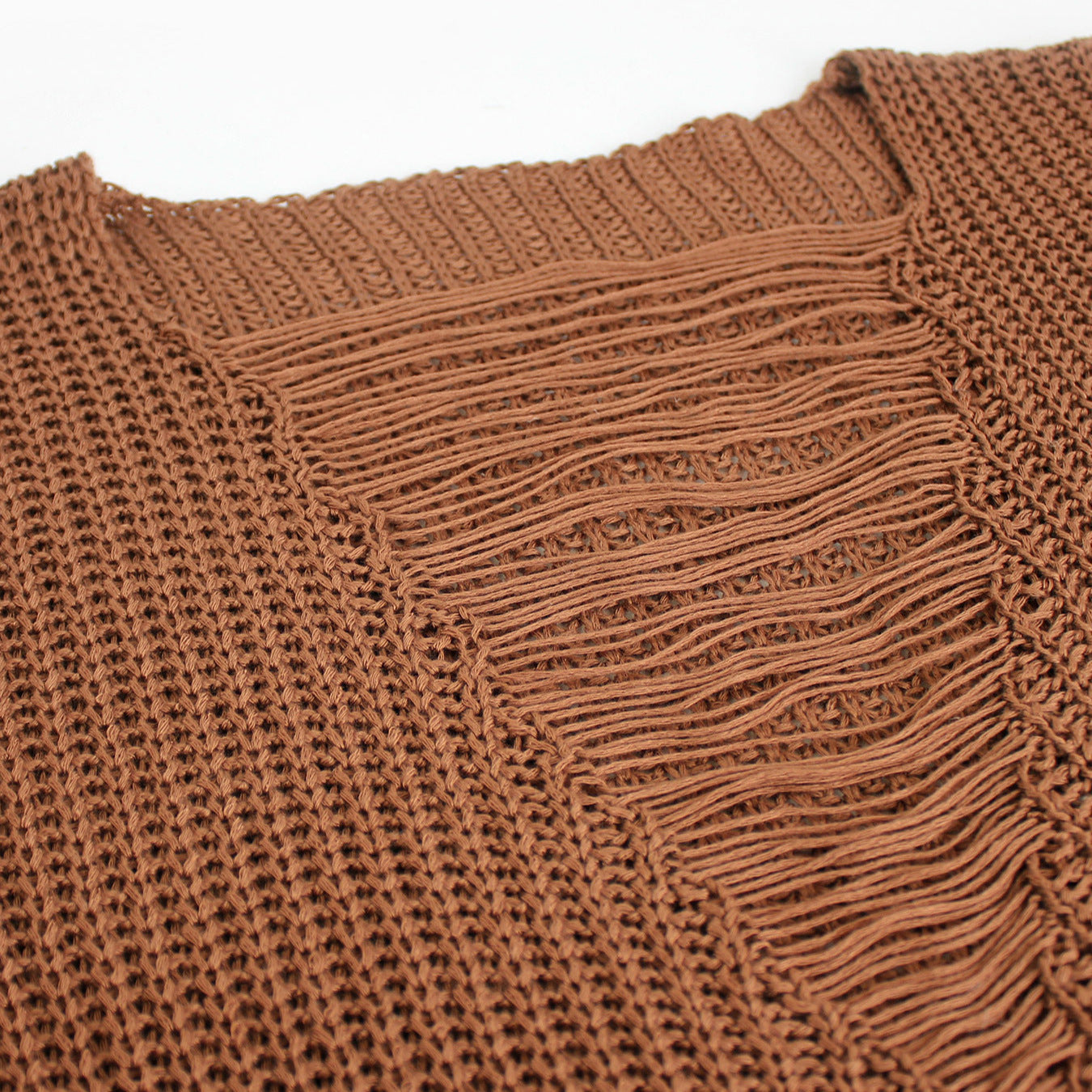 Ladies casual knit pullover with sophisticated fraying Ivyshape