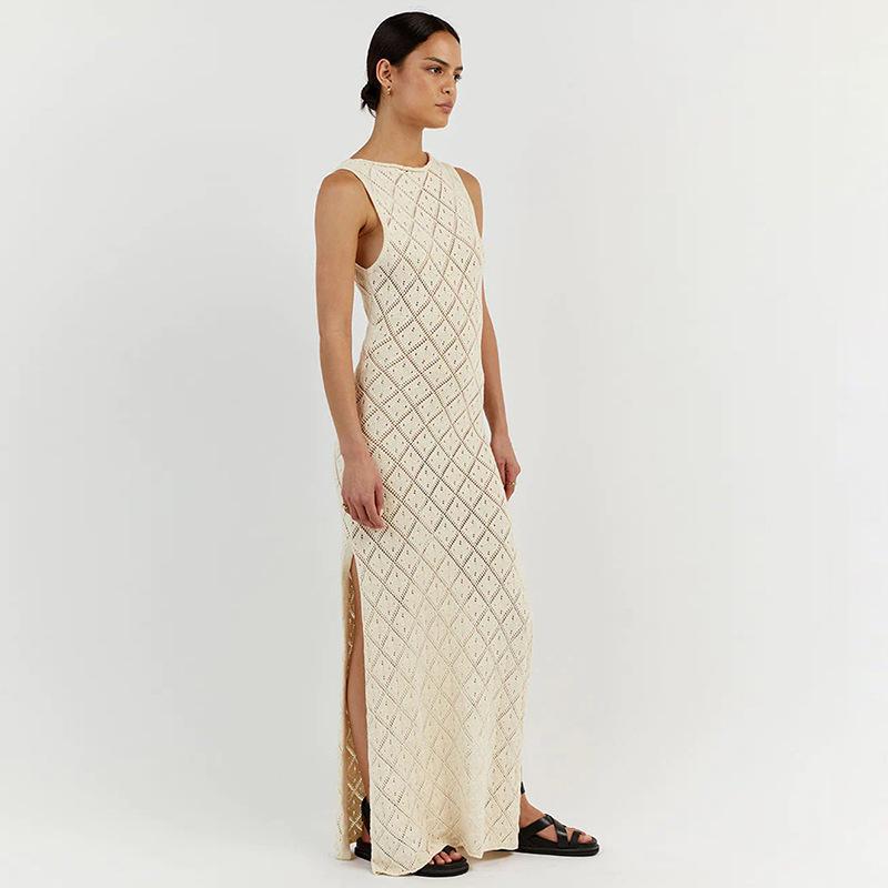 Women's maxi dress with elegant structure details and high slit Ivyshape