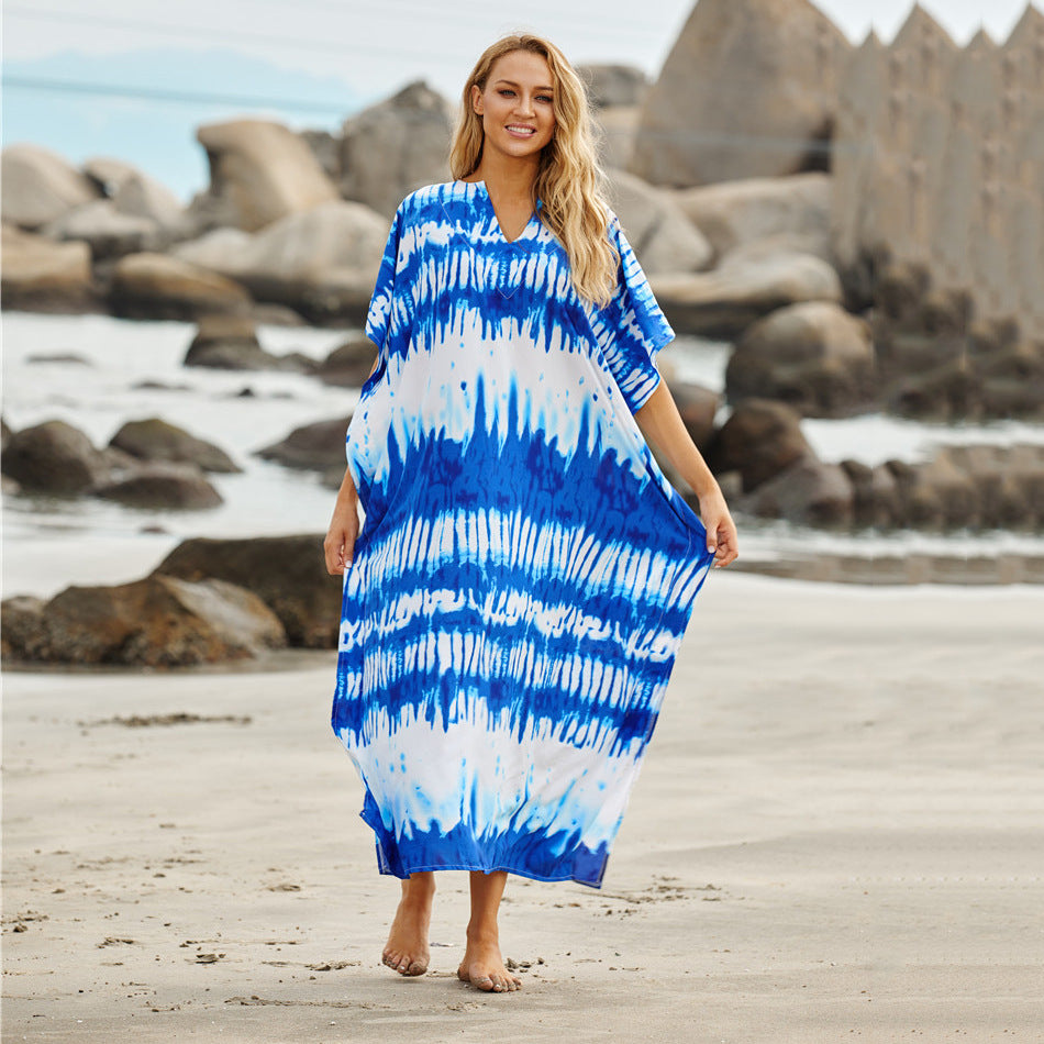 Ladies beach kaftan with casual cut and cool gradient Ivyshape