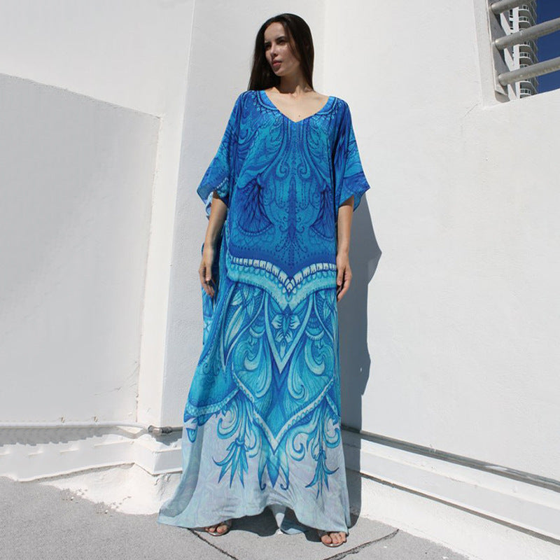 Ladies beach kaftan with artistic print and flowing cut Ivyshape