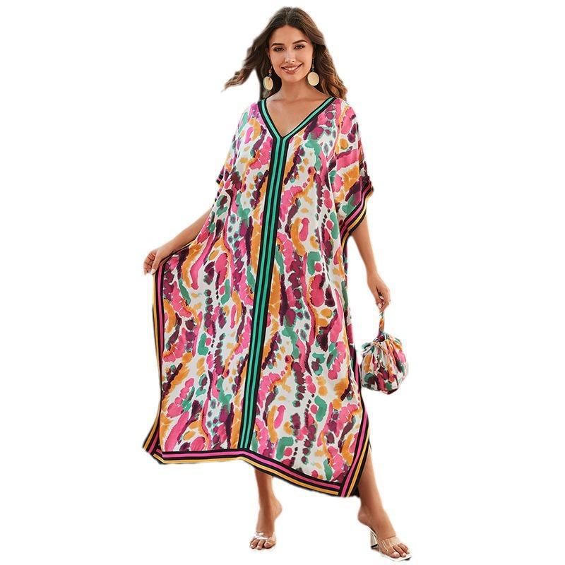 Women's beach tunic with colorful graphic print and casual cut Ivyshape