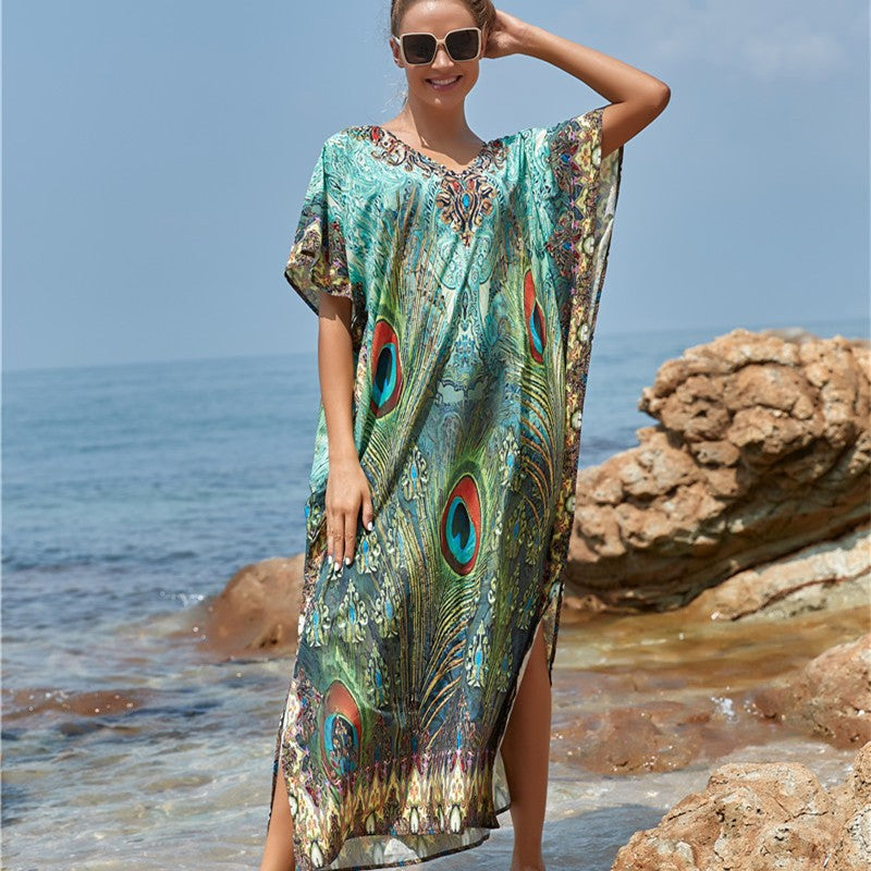 Ladies Kaftan with artistic peacock motif Ivyshape