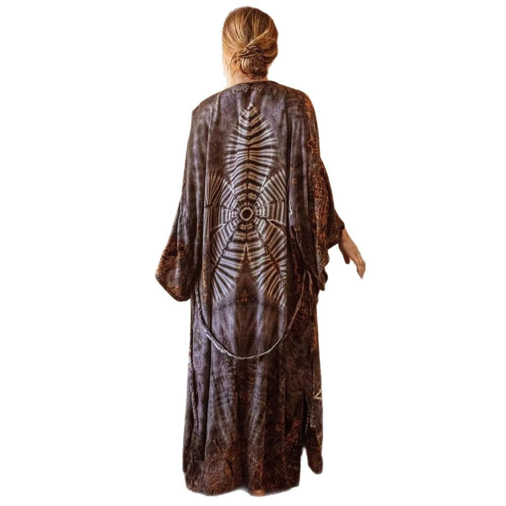 Women's fashionable kimono with unique batik design and wide cut Ivyshape