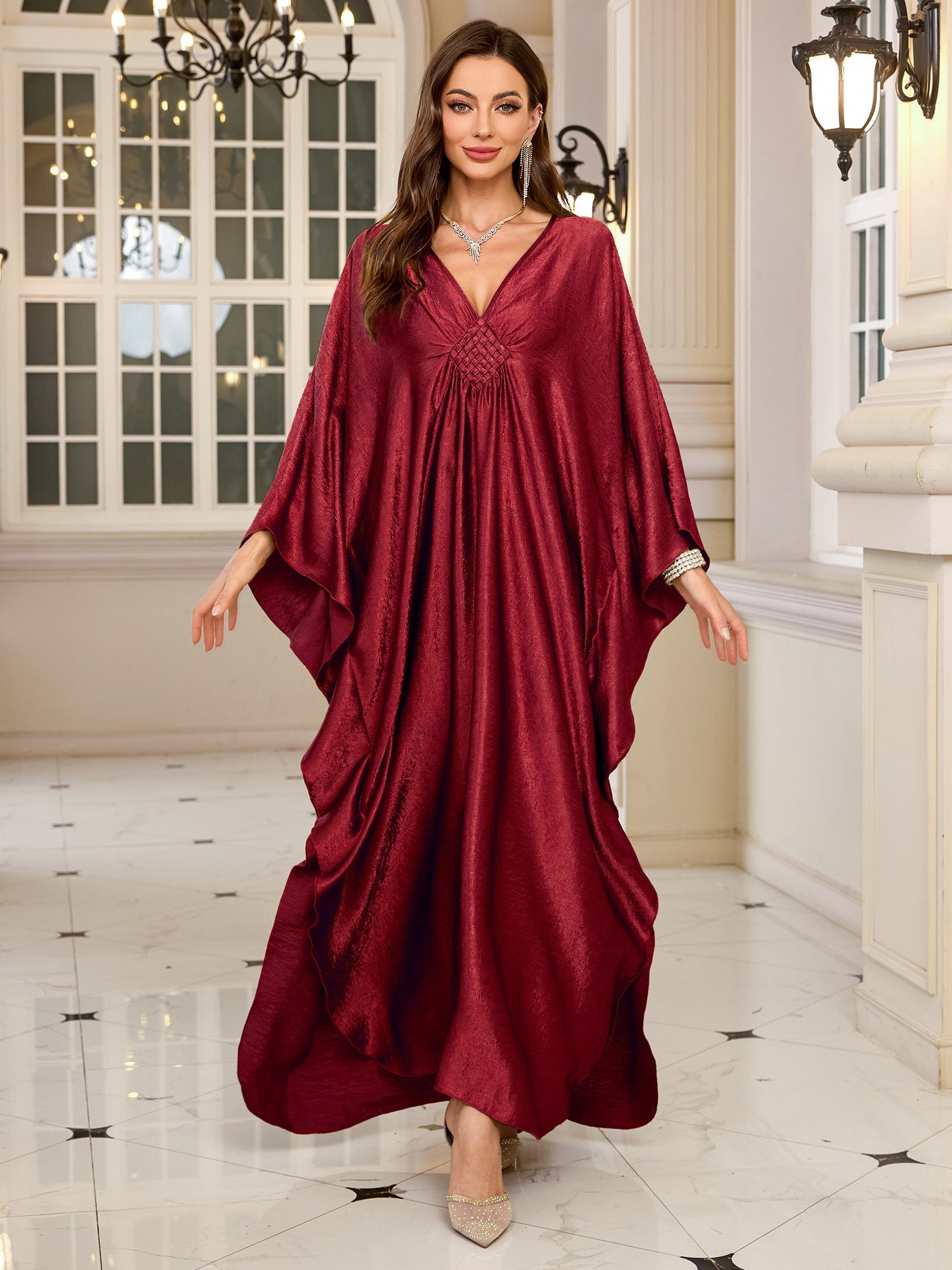 Ladies elegant kaftan with deep V-neck and flowing silhouette Ivyshape
