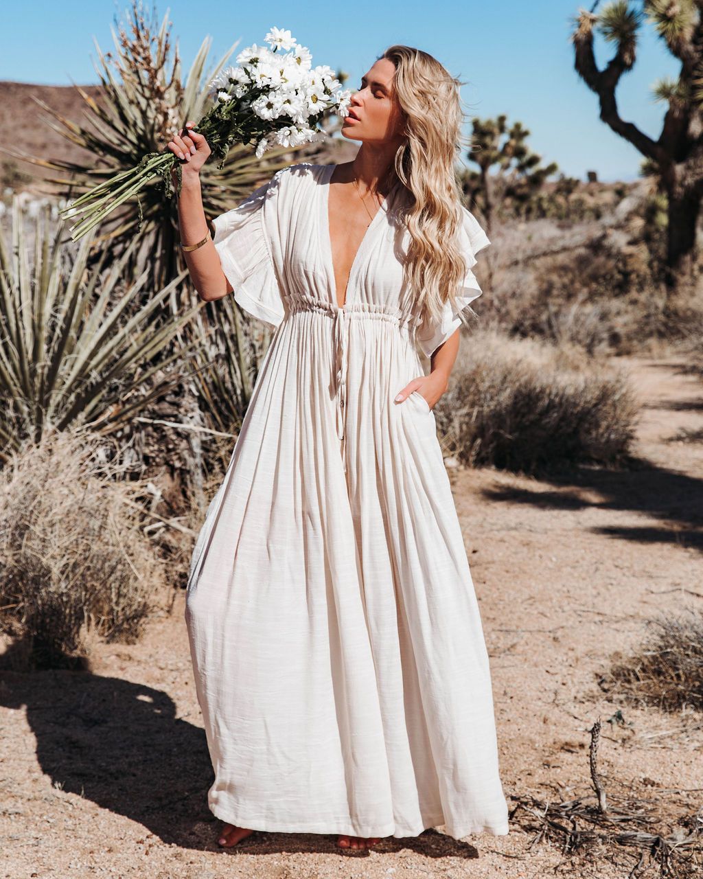 Women's Maxi Dress with Ruffle Details and Practical Pockets Ivyshape