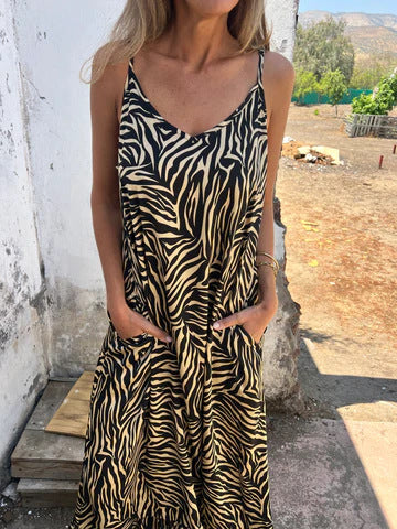 Women's sleeveless maxi dress with animal print Ivyshape