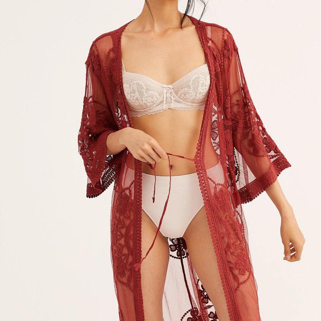 Ladies airy lace kimono Ivyshape
