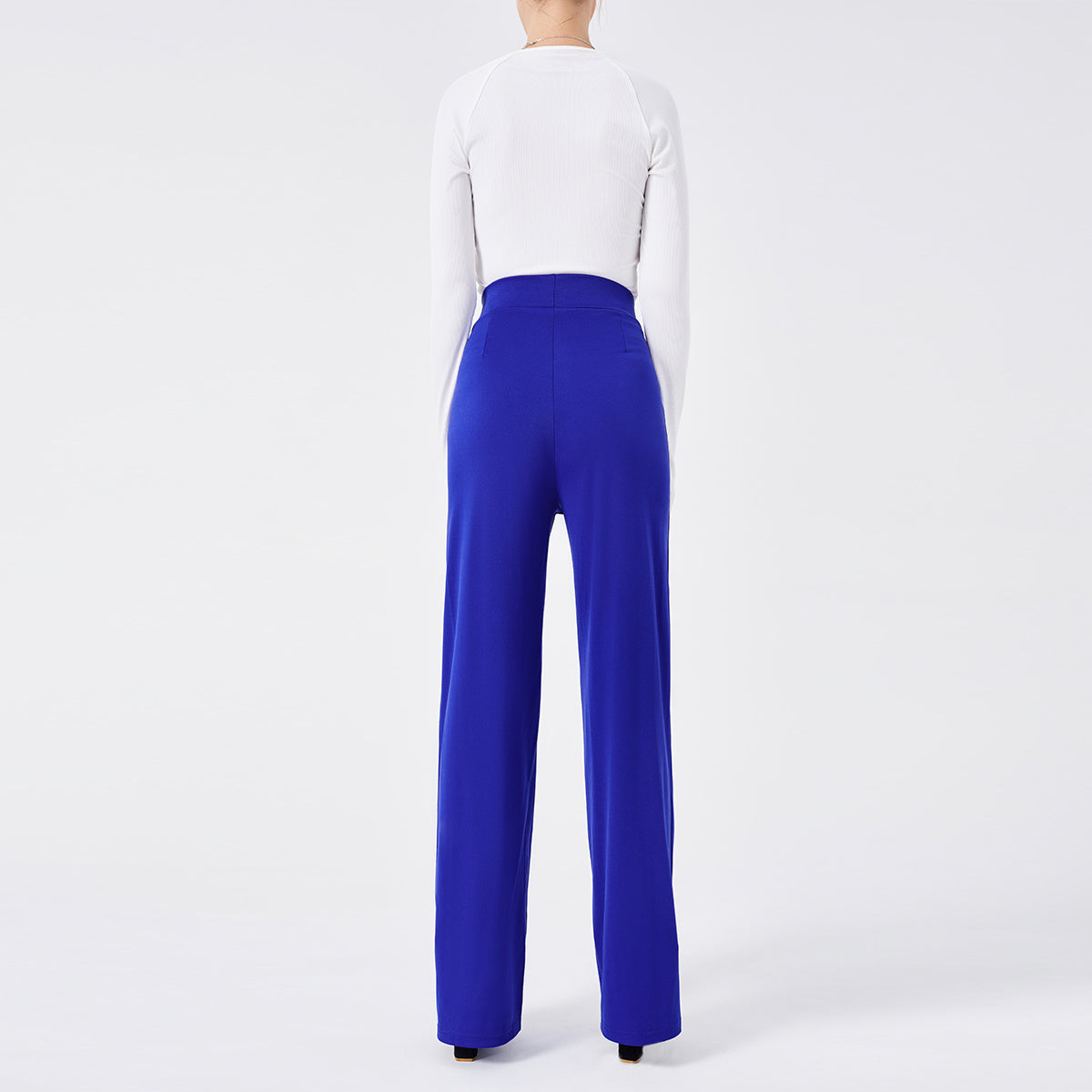 Carmen | Pantaloni casual in tinta unita, vestibilità slim, vita alta e fondo a campana