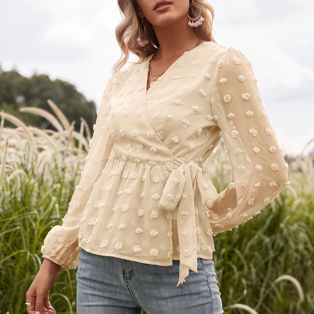 Mariana | Camicetta primaverile da donna in pizzo jacquard con scollo a V