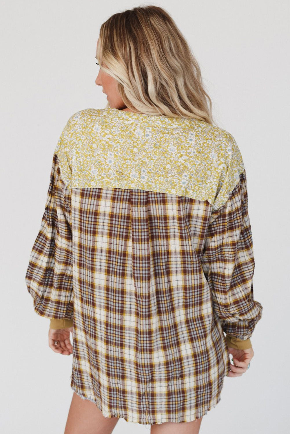 Martina | Blusa boho chic con maniche fantasia e dettagli floreali