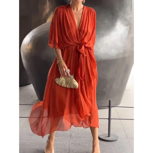 Sabrina - Flowing V-neck dress with adjustable belt