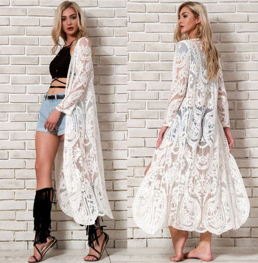 Women's long lace kimono with floral patterns and side hem Ivyshape