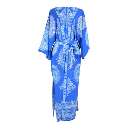 Women's beach kimono with artistic paisley pattern and side slits Ivyshape