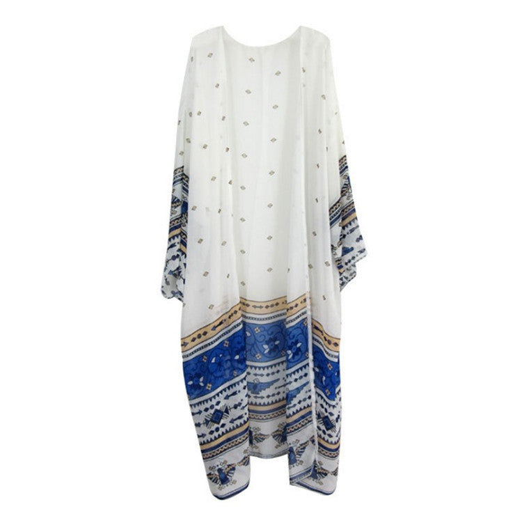 Ladies elegant beach kimono with floral accents and wide fit Ivyshape
