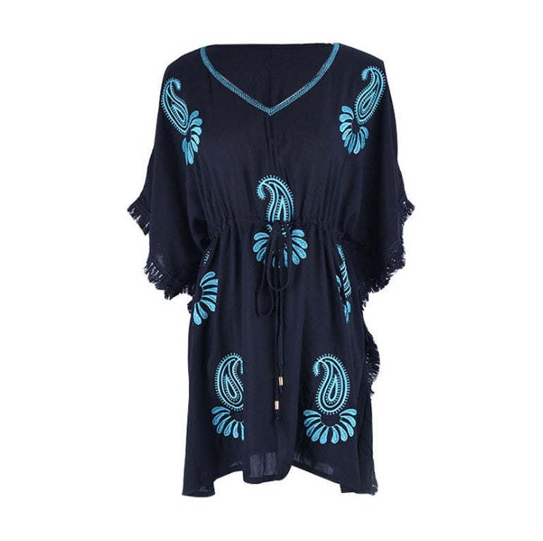 Women's hippie-inspired beach suit with casual cut and fringed details Ivyshape