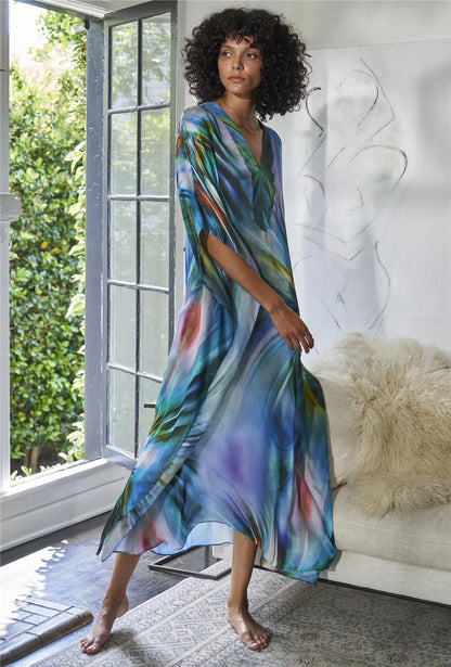 Ladies Maxi Beach Dress with Flowing Color Gradient and Loose Fit Ivyshape