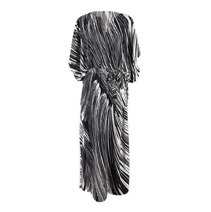 Ladies fashionable kaftan with unique graphic pattern Ivyshape