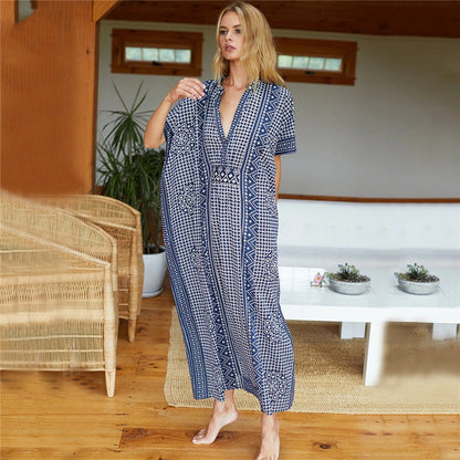Women’s maxi dress with elegant floral pattern and loose fit Ivyshape