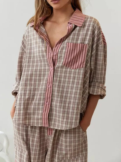 Olivia - Mixed striped shirt with oversize style and comfort.