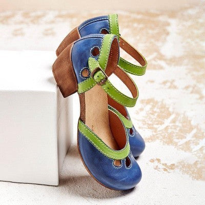 Clara - Two-tone strappy shoes, retro style and comfort